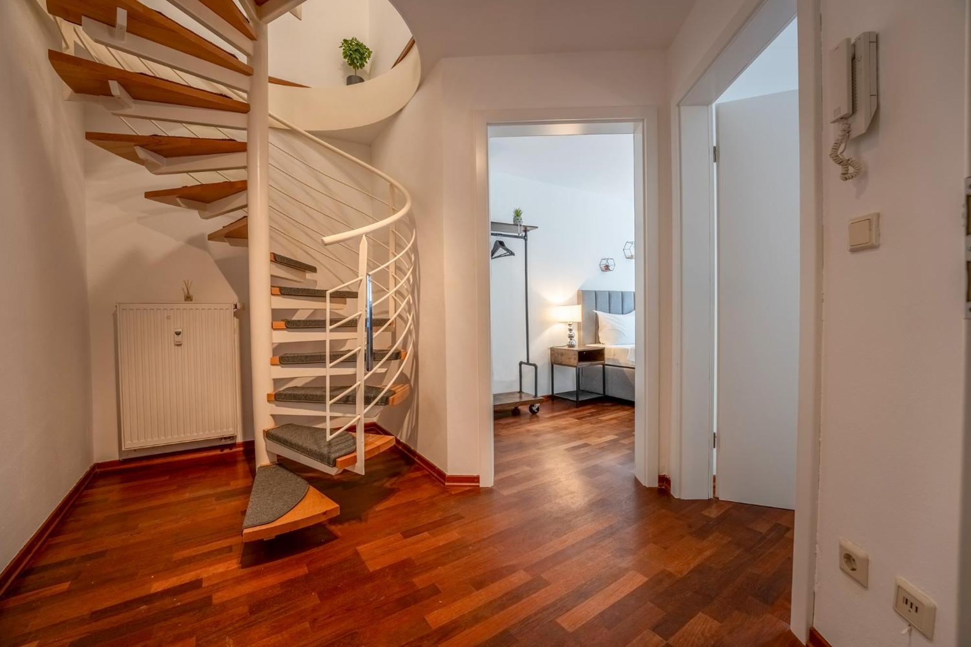 Schlossberg Residences - Markplatz City-Apartment Weinheim Exterior foto